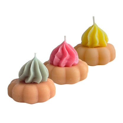 iced gem biscuit gift candle